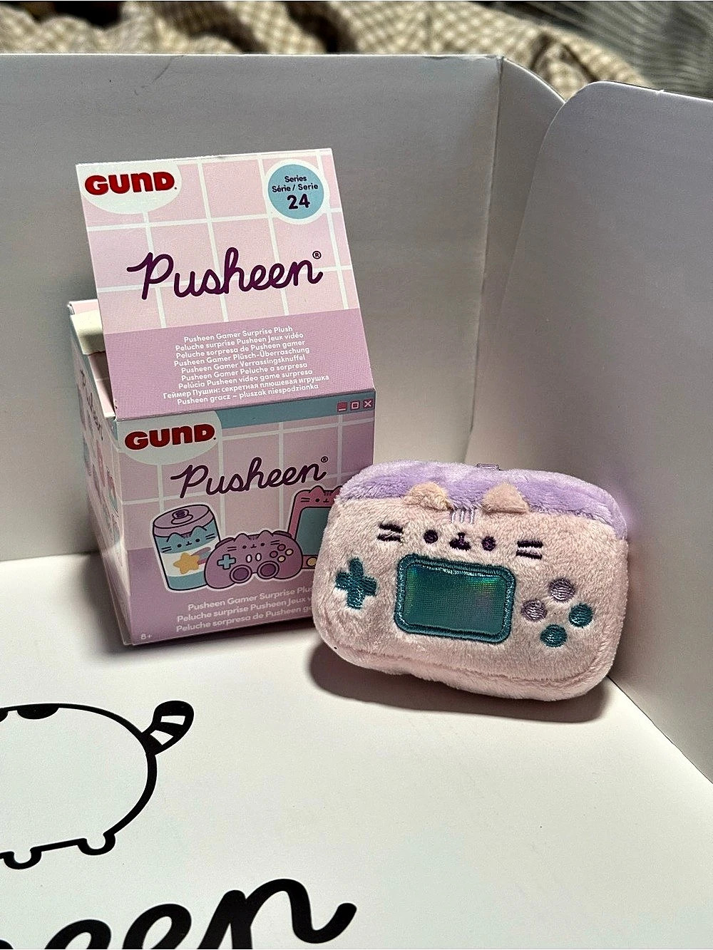 GUND Pusheen Series 24 Gamer Surprise Plush Keychain Pink Handheld Console